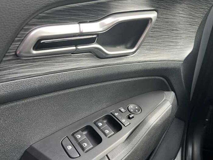 Kia SPORTAGE 1.6 DCT VISION NAVI LED GANZJAHRESREIFEN