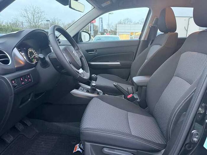 Suzuki VITARA 1.4 COMFORT HYBRID ACC+LED+Navi+SHZ+LM