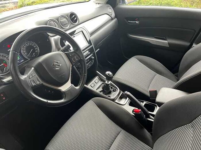 Suzuki VITARA 1.4 COMFORT SITZHEIZUNG NAVI DAB LED