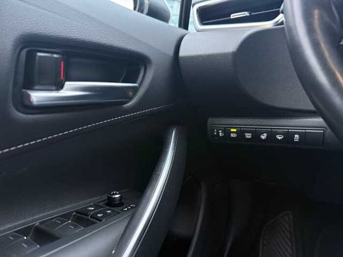 Suzuki Swace 1.8 Comfort Plus NAVI+RÜCKFAHRKAMERA+AHK Comfort+