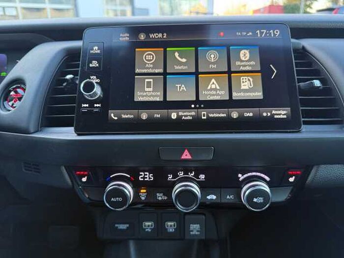 Honda Jazz 1.5 e: HEV Elegance PDC+SITZHEIZUNG+CARPLAY i-MMD