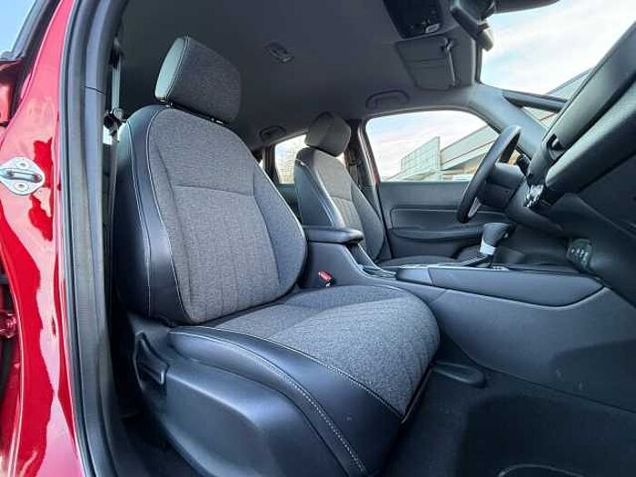 Honda Jazz 1.5 e: HEV Elegance PDC+SITZHEIZUNG+CARPLAY i-MMD