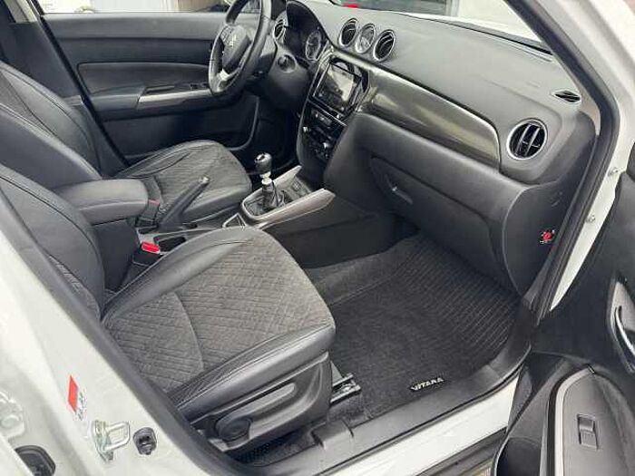 Suzuki Vitara 1.4 Comfort PLUS RÜCKFAHRKAMERA+PDC+NAVI Comfort+