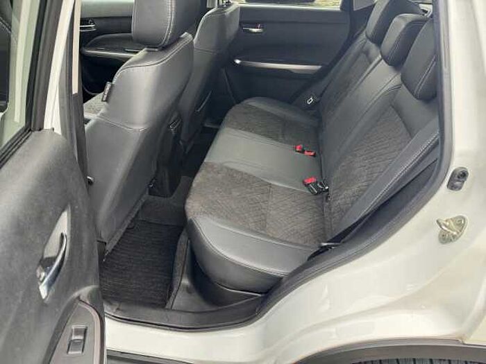 Suzuki Vitara 1.4 Comfort PLUS RÜCKFAHRKAMERA+PDC+NAVI Comfort+