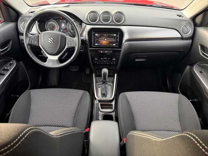 Suzuki Vitara 1.4 Comfort A/T HYBRID ACC+LED+Navi+SHZ+LM