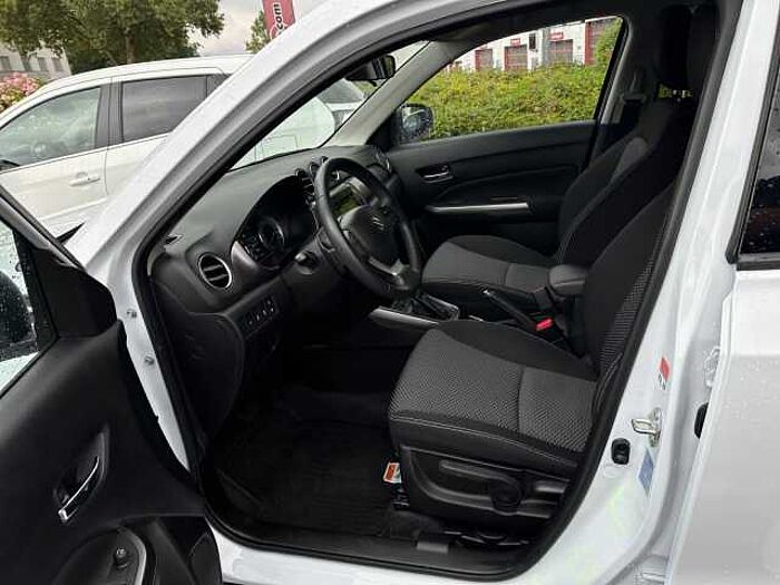 Suzuki Vitara 1.4 Comfort RÜCKFAHRKAMERA+NAVI+DAB-RADIO