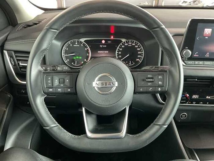 Nissan Qashqai 1.3 DIG-T MHEV Acenta LED DAB KAMERA