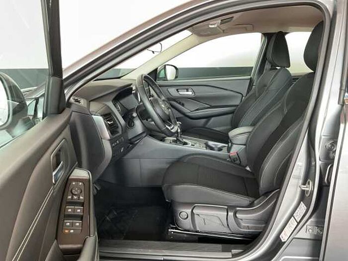 Nissan Qashqai 1.3 DIG-T MHEV Acenta LED DAB KAMERA