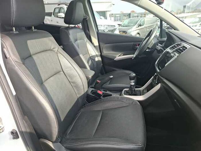 Suzuki SX4 S-Cross 1.4 Comfort+ Allgrip NAVI LED PANO