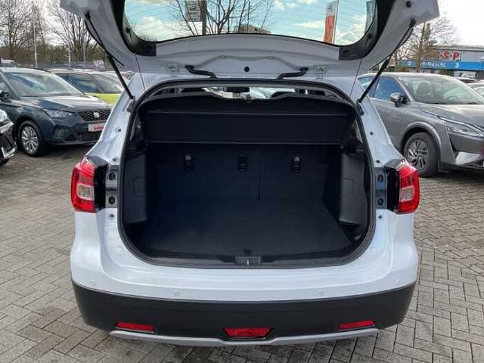 Suzuki SX4 S-Cross 1.4 Comfort+ Allgrip NAVI LED PANO