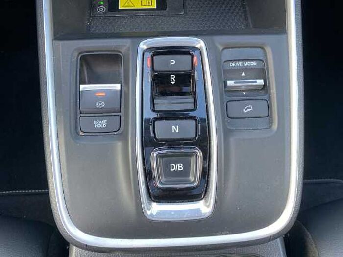 Honda CR-V 2.0 ELEGANCE PANORAMADACH+NAVI+CARPLAY+AHK