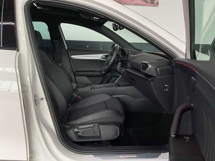 CUPRA Formentor 1.5 TSI DSG LED+PANO+2xPDC+ACC+FULLLINK Basis