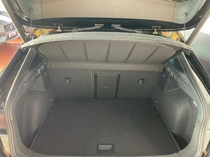 CUPRA Formentor 1.5 TSI DSG LED+NAVI+360GRAD-KAMERA+ACC Basis