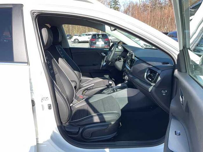 Kia STONIC 1.0 GT LINE DCT TECHNIK NAVI TEMPOMAT GT-Line