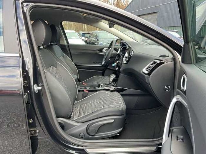 Kia Xceed 1.6 T-GDI DCT VISION LED+Navi+2xKlima