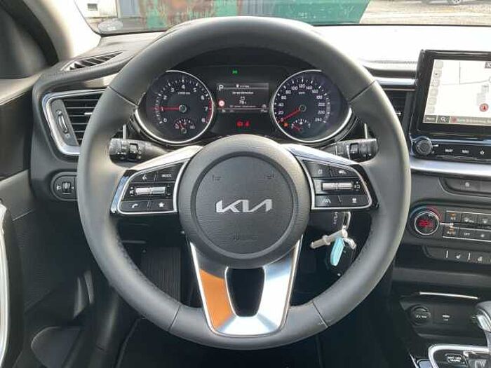 Kia Xceed 1.6 T-GDI DCT VISION LED+Navi+2xKlima