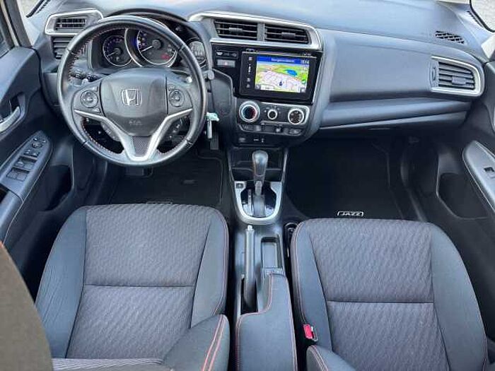 Honda Jazz 1.5 i-VTEC Dynamic LED+PDC+NAVI+DAB-RADIO