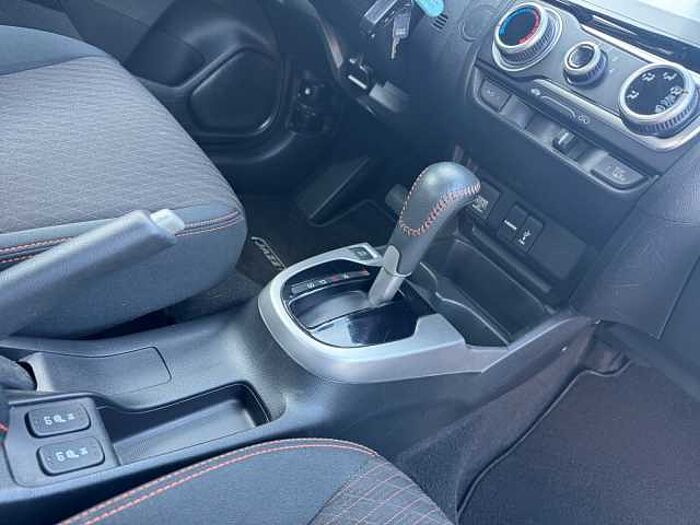 Honda Jazz 1.5 i-VTEC Dynamic LED+PDC+NAVI+DAB-RADIO