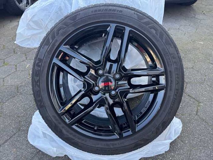 Honda Jazz 1.5 i-VTEC Dynamic LED+PDC+NAVI+DAB-RADIO