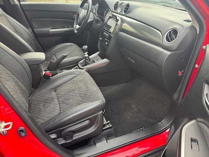 Suzuki Vitara 1.4 HYBRID COMFORT PLUS RÜCKFAHRKAMERA AHK Comfort+