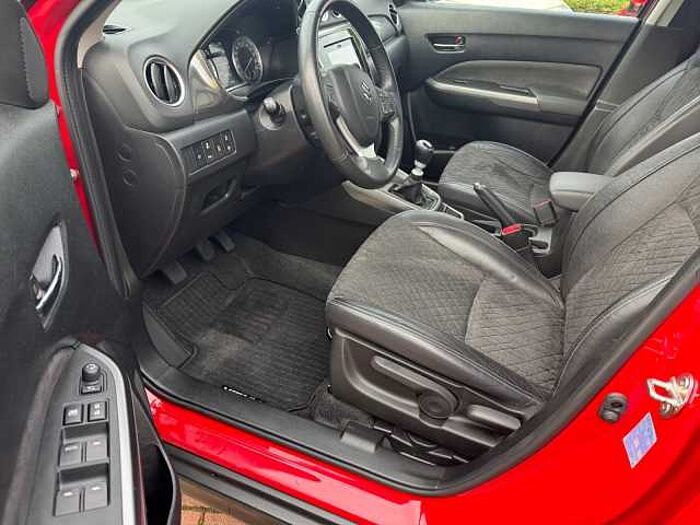 Suzuki Vitara 1.4 HYBRID COMFORT PLUS RÜCKFAHRKAMERA AHK Comfort+