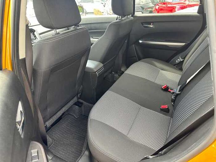 Suzuki Vitara 1.4 Comfort RÜCKFAHRKAMERA+NAVI+DAB-RADIO