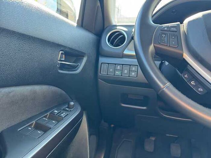 Suzuki Vitara 1.4 Comfort Plus RÜCKFAHRKAMERA+PDC+NAVI