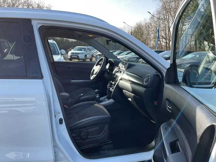 Suzuki Vitara 1.4 Comfort Plus RÜCKFAHRKAMERA+PDC+DAB Comfort+