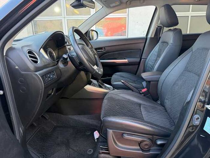 Suzuki Vitara 1.5 Comfort+ AGS ACC+LED+Navi+SHZ+DAB