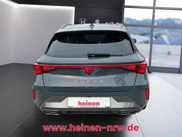 SEAT Leon Sportstourer 1.5 eTSI DSG NAVI MATRIX PANO