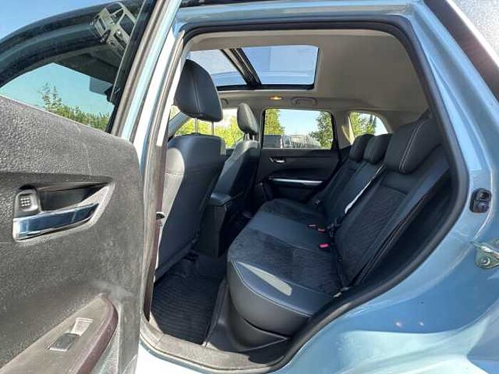 Suzuki Vitara 1.4 Comfort Plus RÜCKAHRKAMERA+PDC+NAVI Comfort+
