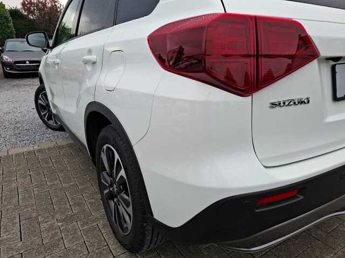 Suzuki Vitara 1.4 ALLGRIP Comfort+ NAVI LED ACC PANO