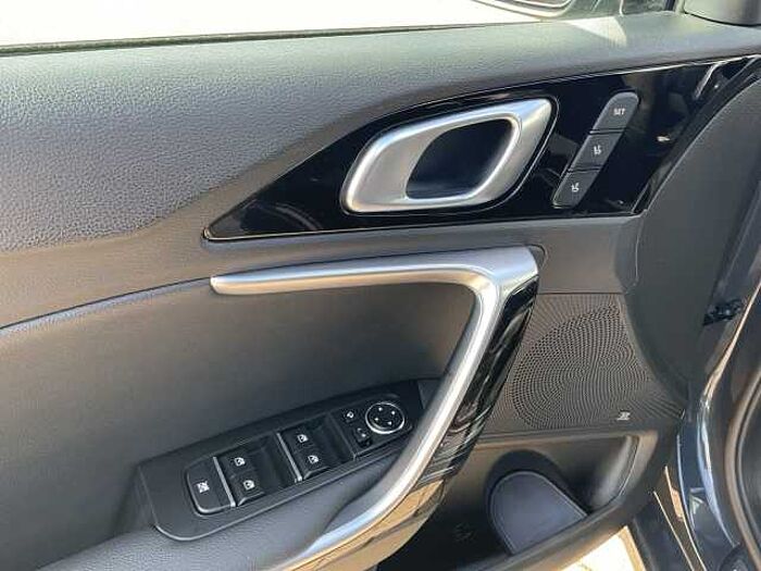 Kia ceed SW 1.5 T-GDI GT Line DCT LED+Navi+PDC cee'd Sporty Wagon