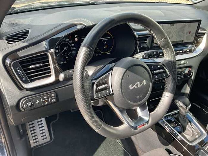 Kia ceed SW 1.5 T-GDI GT Line DCT LED+Navi+PDC cee'd Sporty Wagon