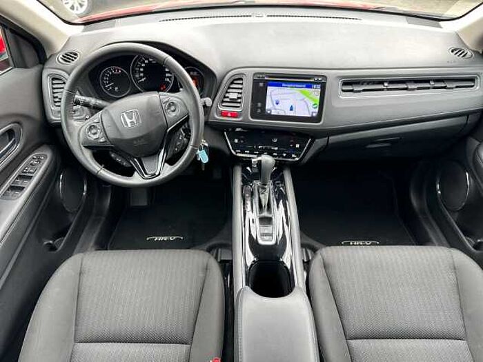 Honda HR-V 1.5 i-VTEC Elegance NAVI+PDC+SITZHEIZUNG+DAB