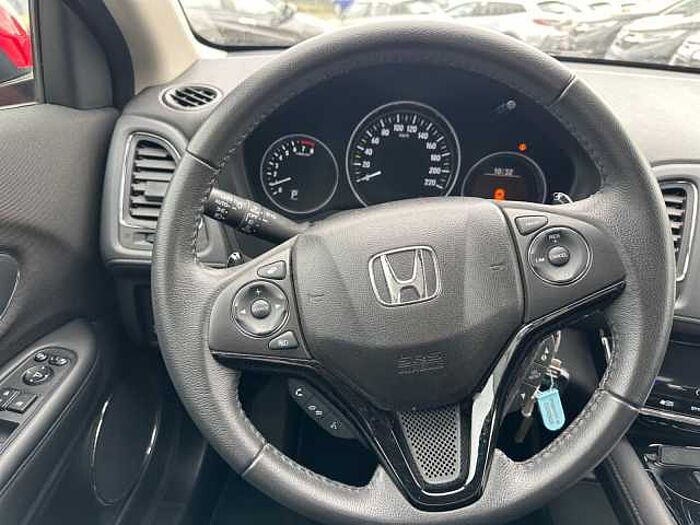 Honda HR-V 1.5 i-VTEC Elegance NAVI+PDC+SITZHEIZUNG+DAB
