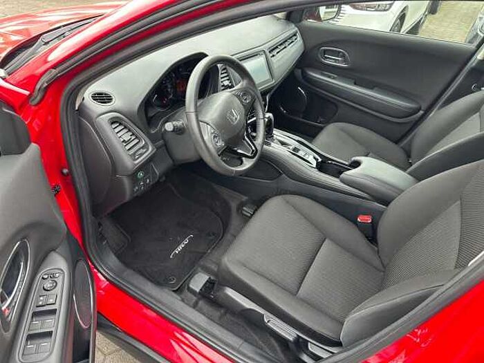 Honda HR-V 1.5 i-VTEC Elegance NAVI+PDC+SITZHEIZUNG+DAB