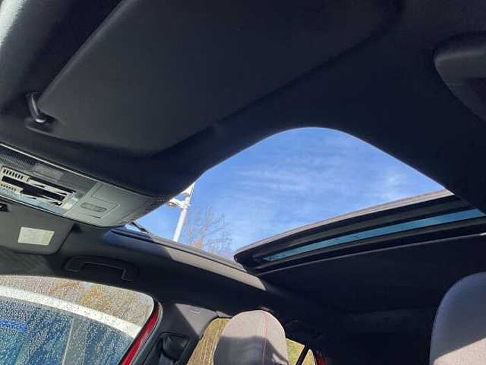 Volkswagen T-Roc 1.5 TSI Sport ACC+LED+NAVI+SHZ+PANO+STANDHZ