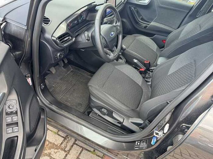 Ford Puma 1.0 EcoBoost Titanium NAVI TEMPOMAT DAB