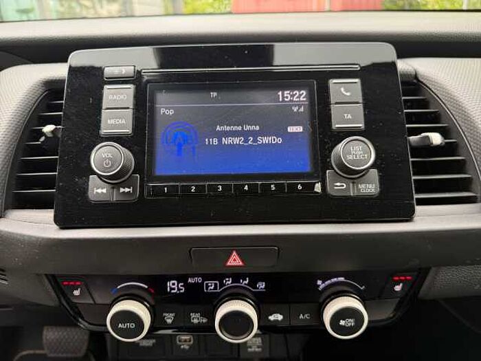 Honda Jazz 1.5 Comfort CVT ABSTANDSTEMPOAMT SITZHEIZUNG
