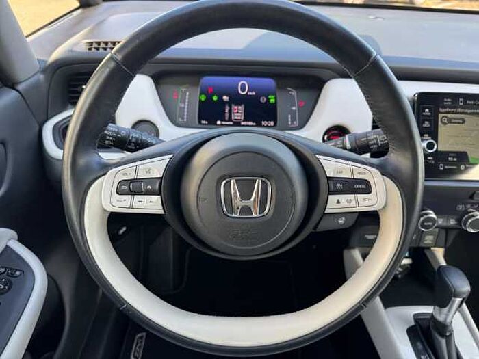 Honda Jazz 1.5 e: HEV Executive NAVI+CARPLAY+DAB-RADIO i-MMD