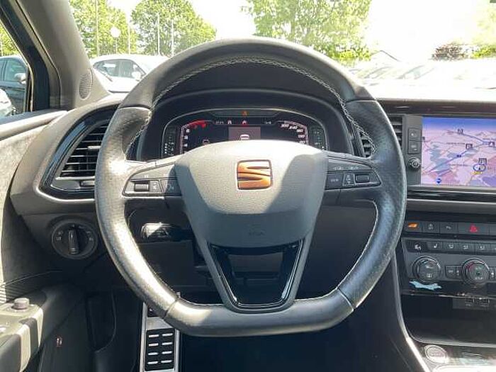 SEAT Leon ST Cupra 300 4Drive DSG LED NAVI PDC