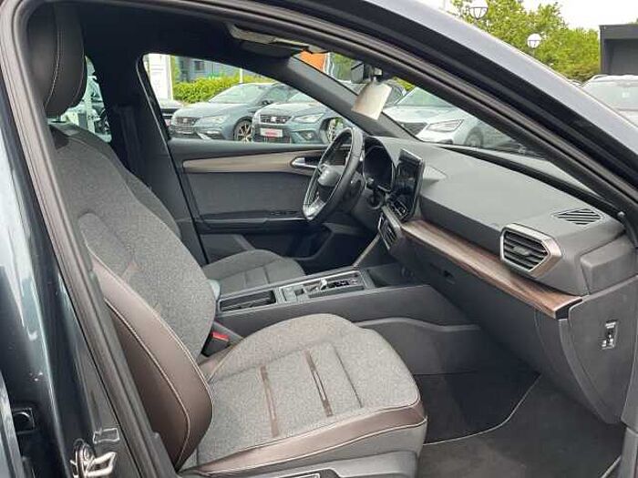 SEAT Leon Sportstourer Xcellence 1.5 eTSI VOLL LED