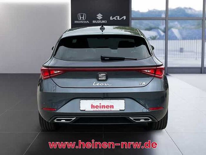 SEAT Leon FR 1.5 eTSI DSG 110 kW NAVI LED PANO