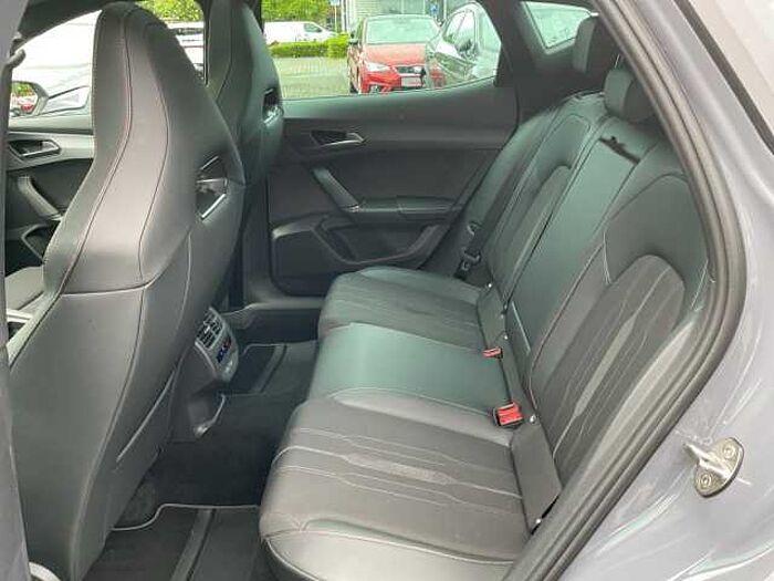 CUPRA Formentor 1.5 TSI DSG NAVI LED 19Z PANO