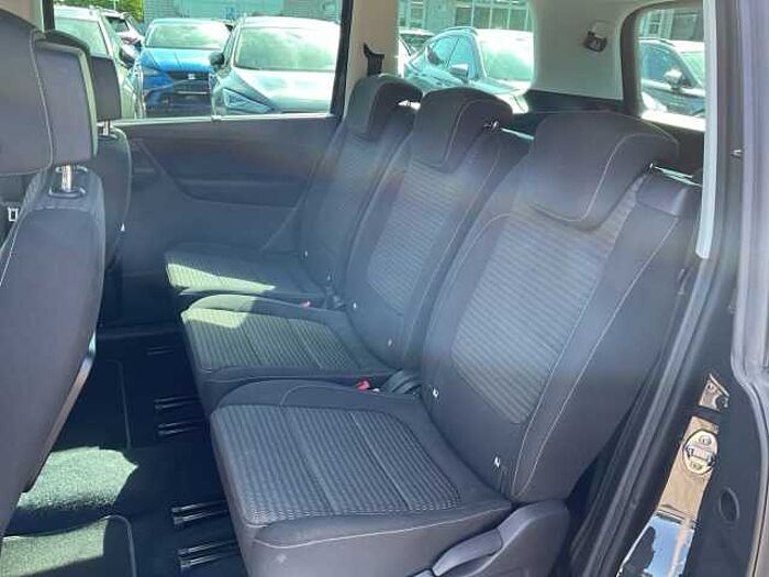 SEAT Alhambra Xcellence 1.4 TSI DSG 7-SITZE AHK