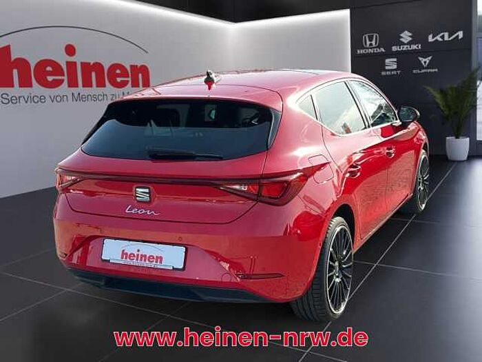 SEAT Leon 1.5 eTSI DSG Xcellence NAVI LED PANO