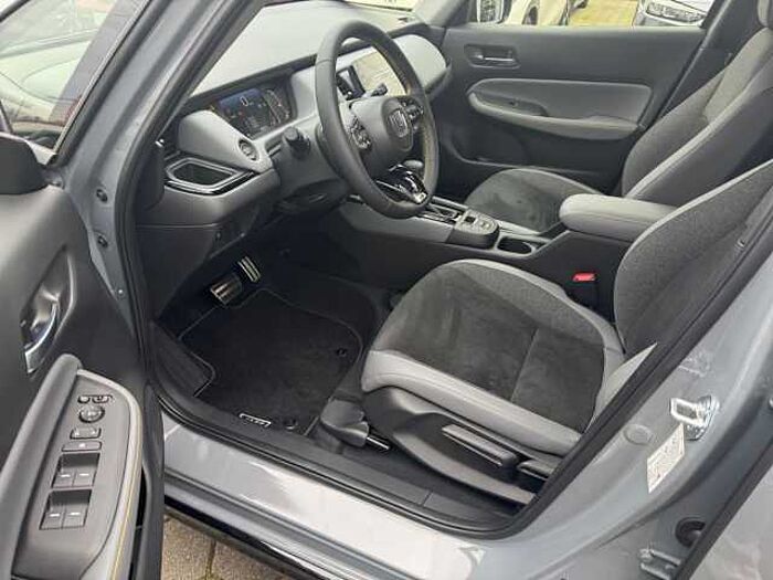Honda JAZZ 1.5 ADVANCE SPORT SITZ & LENKRADHEIZUNG