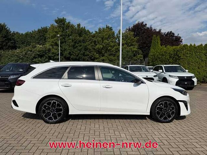 Kia ceed_SW 1.5T DCT GTL LED+NAVI+LM+KAM. +PDC cee'd