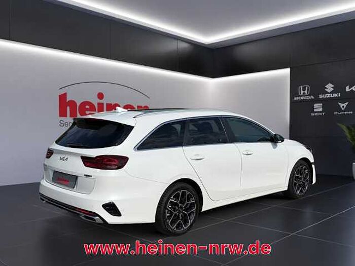 Kia ceed_SW 1.5T DCT GTL LED+NAVI+LM+KAM. +PDC cee'd